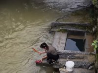 “河水不犯井水”