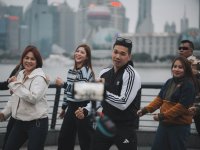 外滩的妹子——在上海外滩当了半天野生摄影师