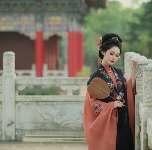 忆皇曲——又去皇罗禅寺拍了一套古装