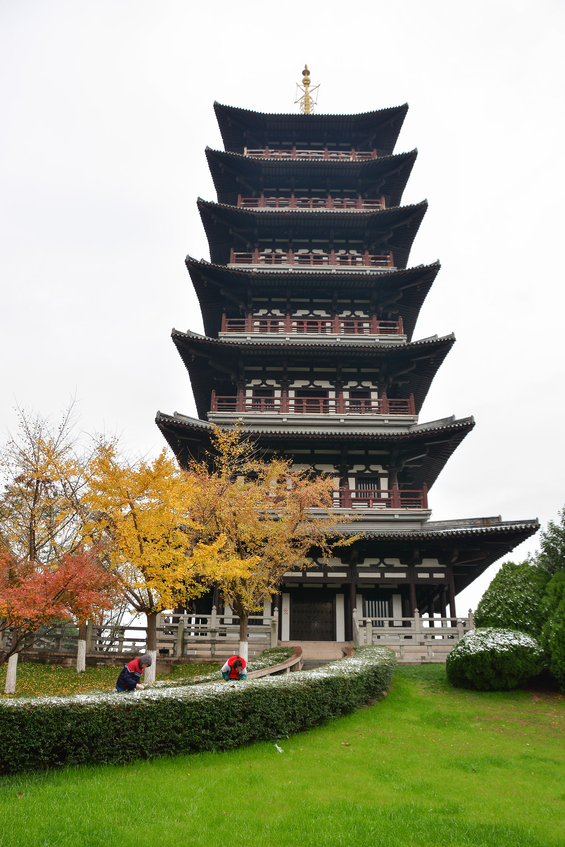 华严塔景入画来