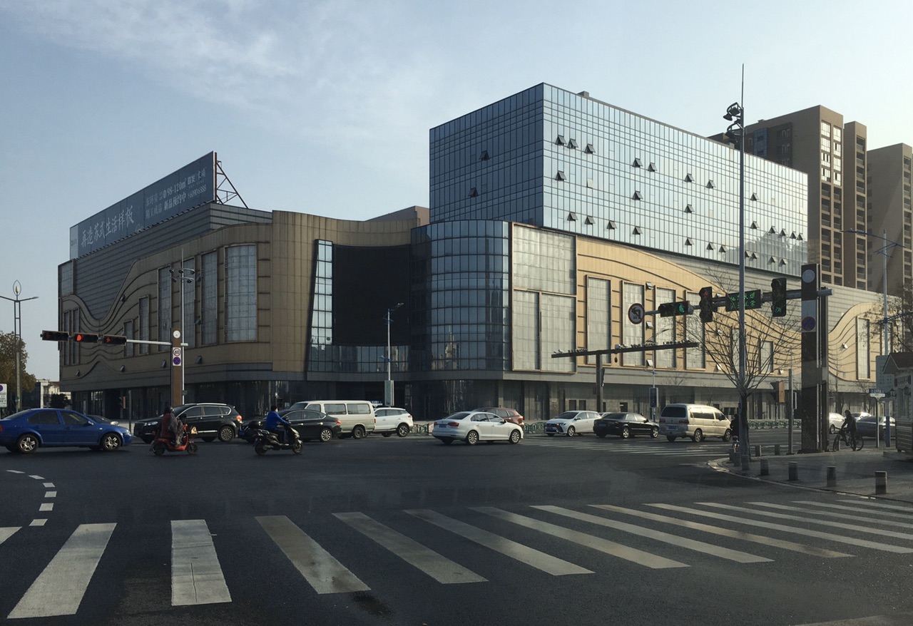 那个曾号称要打造成吴江印象城的蝴蝶城开不开了