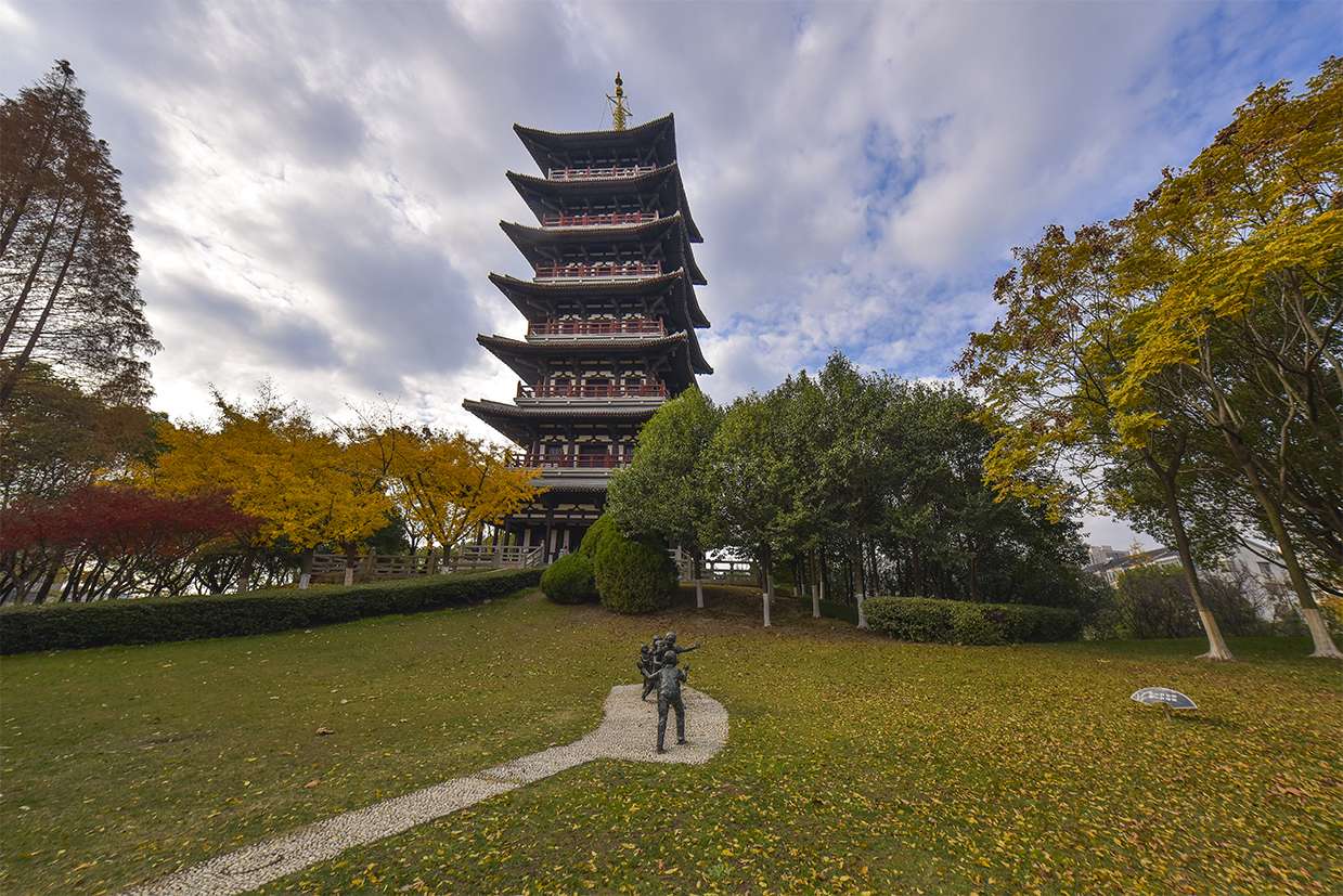 垂虹景区初冬的景色