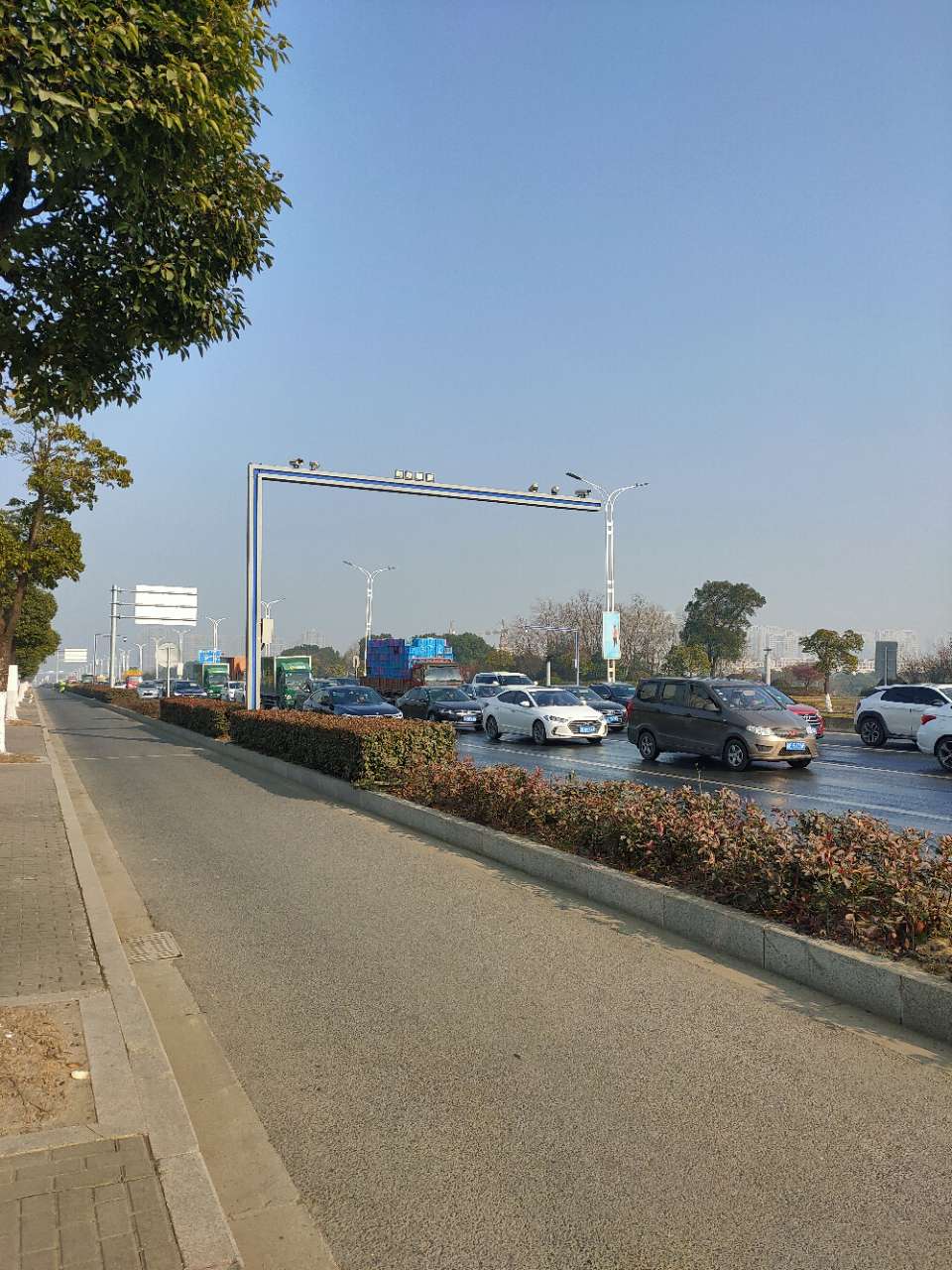 东太湖苏震桃公路和庞杨路红绿灯问题