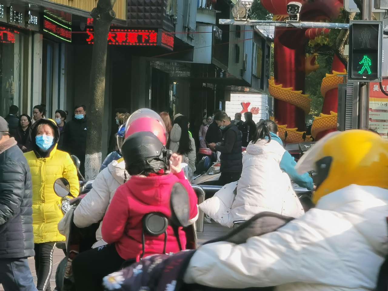 永康路步行街人潮涌动繁华重现