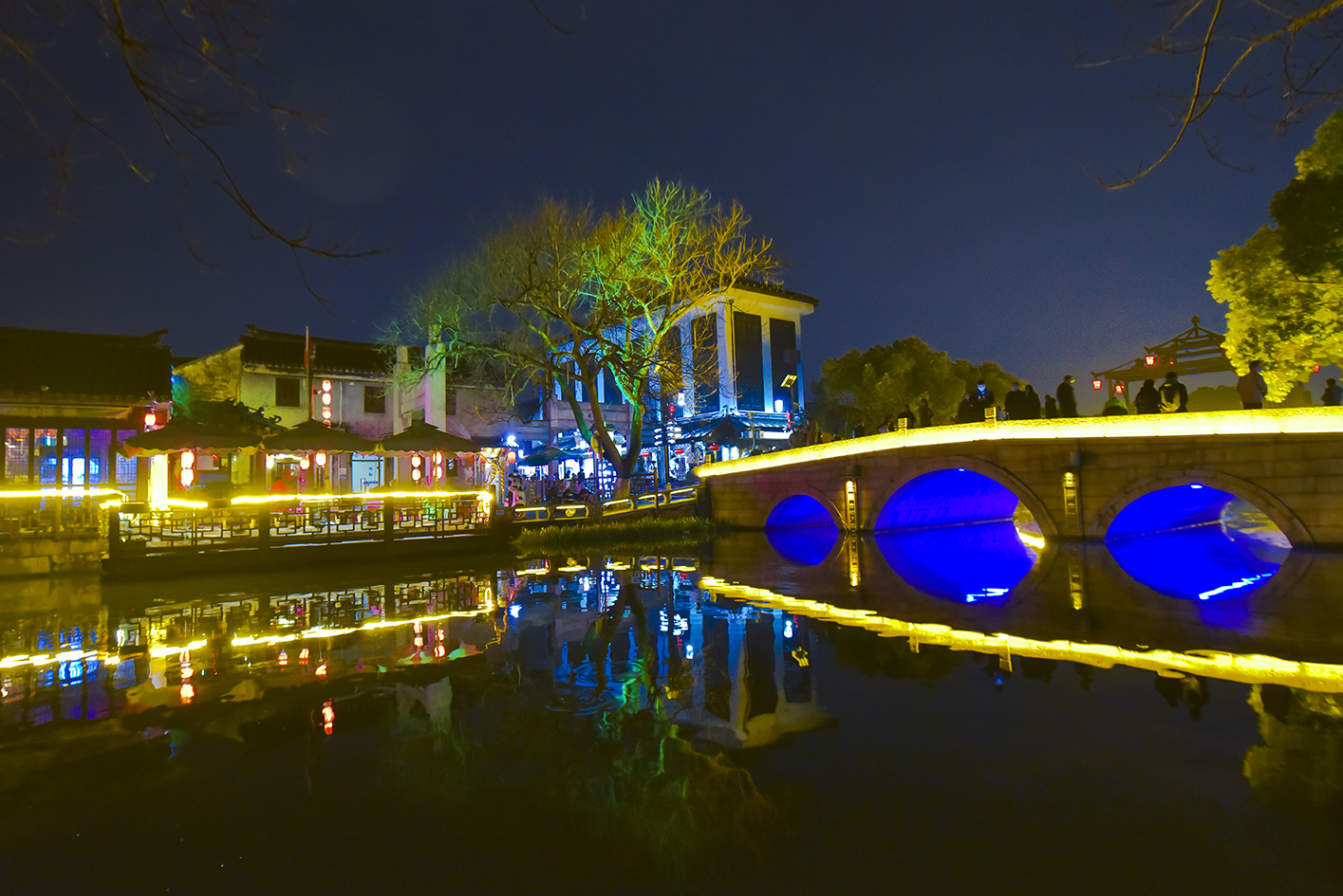 同里古镇大年初一夜景美