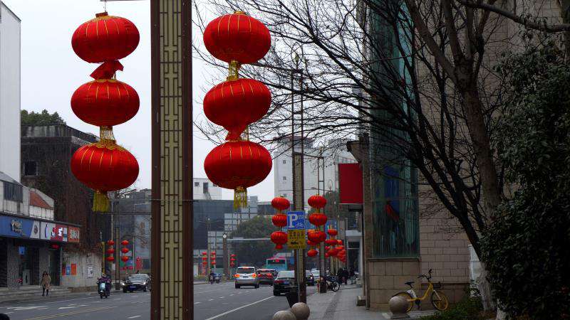 喜庆街景迎大年