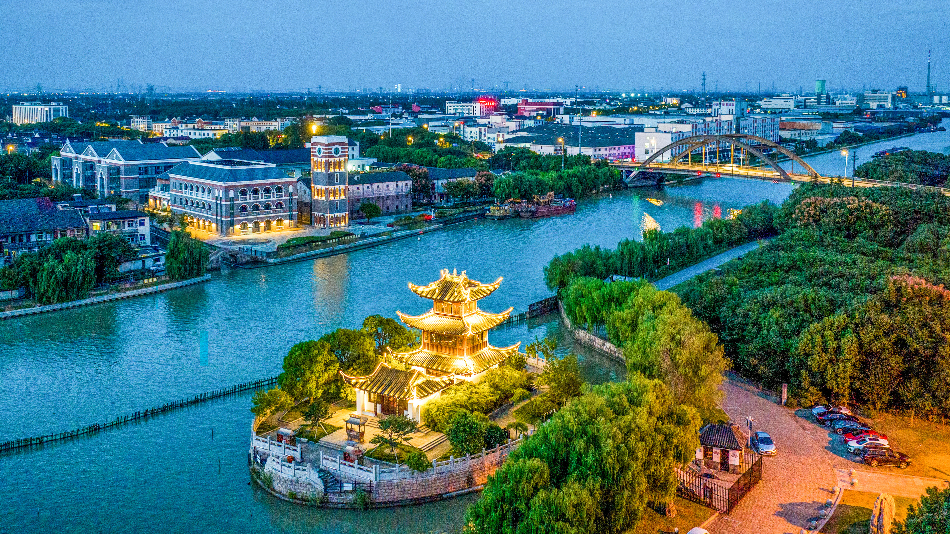文昌阁夜色.jpg
