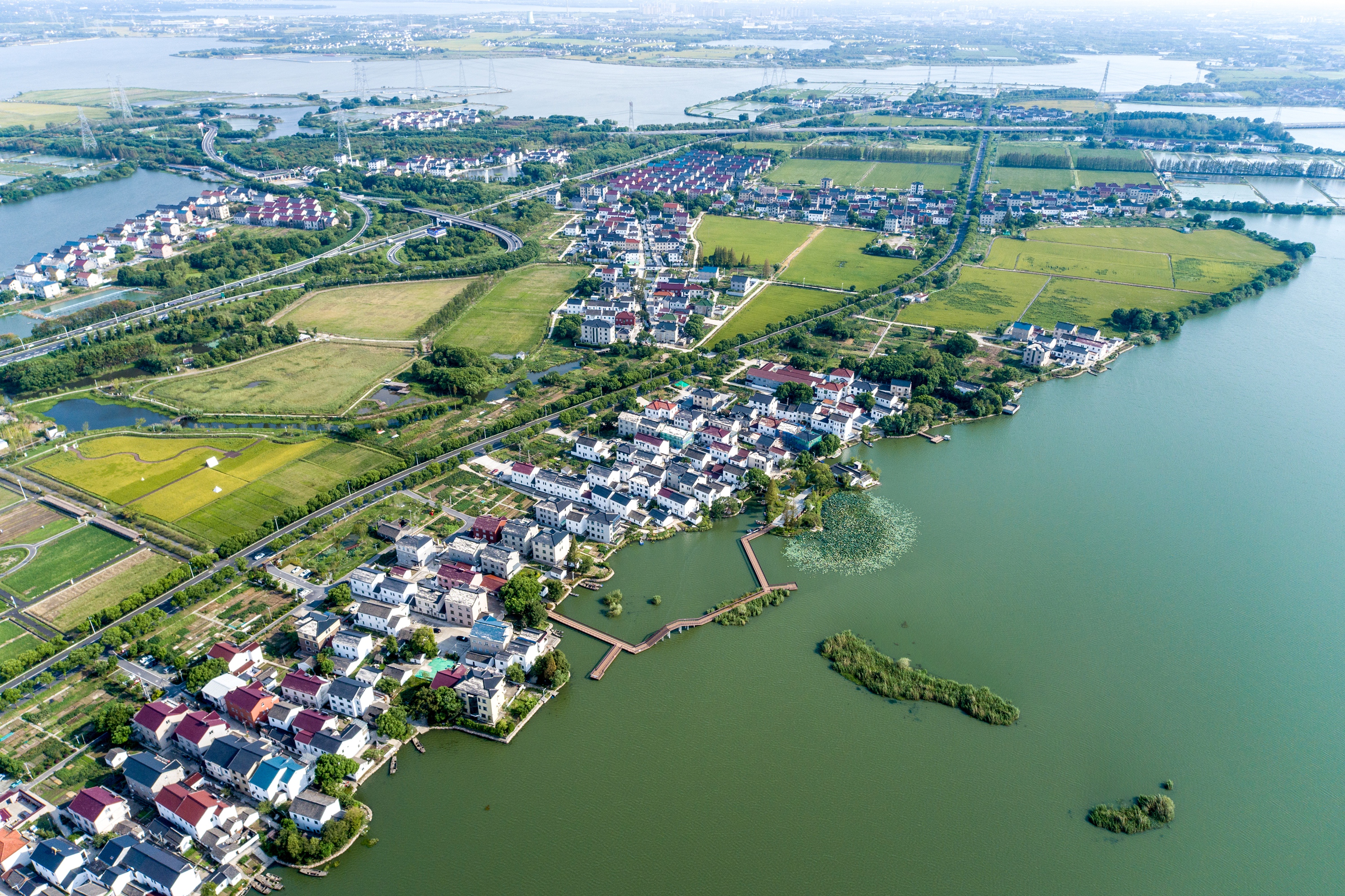 DJI_0673依水乡村.jpg