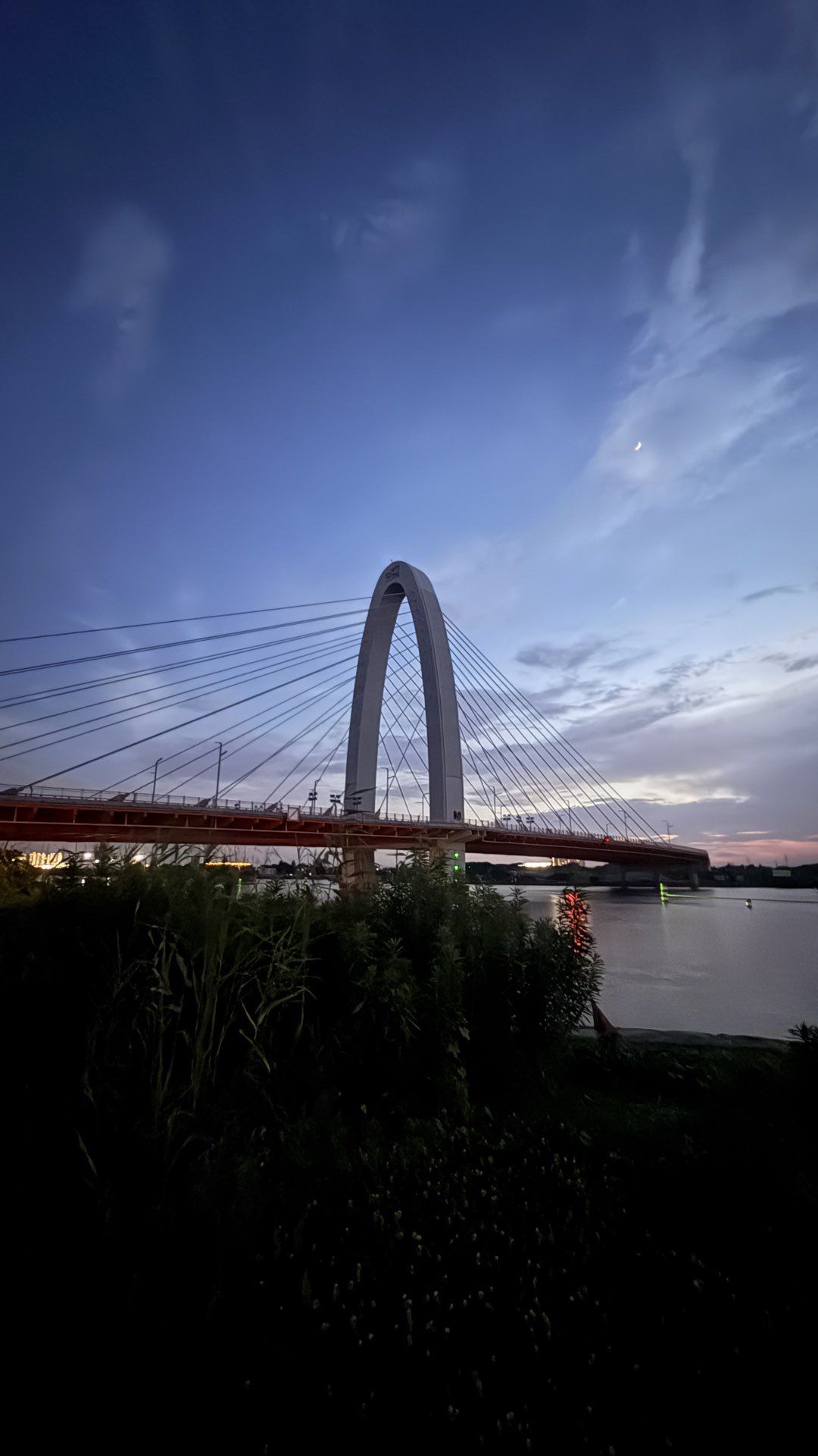 20250630194711front1_0_271872_FhvMsGNT2iY6U_Lq_XrnnohgGbrr.jpg