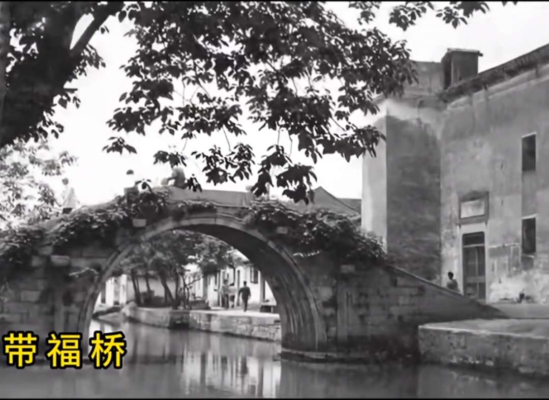 20250801180212front2_0_122869_FmnM6dkQqqERmKU2C40jTu_iJmAg.jpg