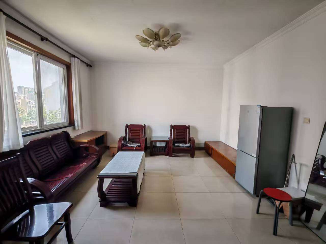 20250901174742front2_0_493106_Fs4kHue6lGpi66_j0S6mKrV1h-6N.jpg
