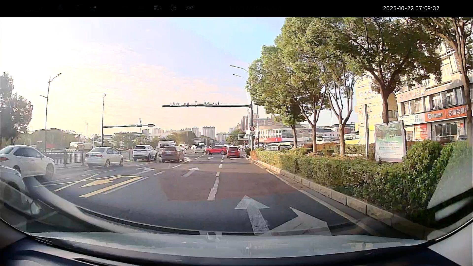 云梨桥2025-10-22-07-07-57.mp4_snapshot_01.34_[2025.10.22_09.42.20].jpg