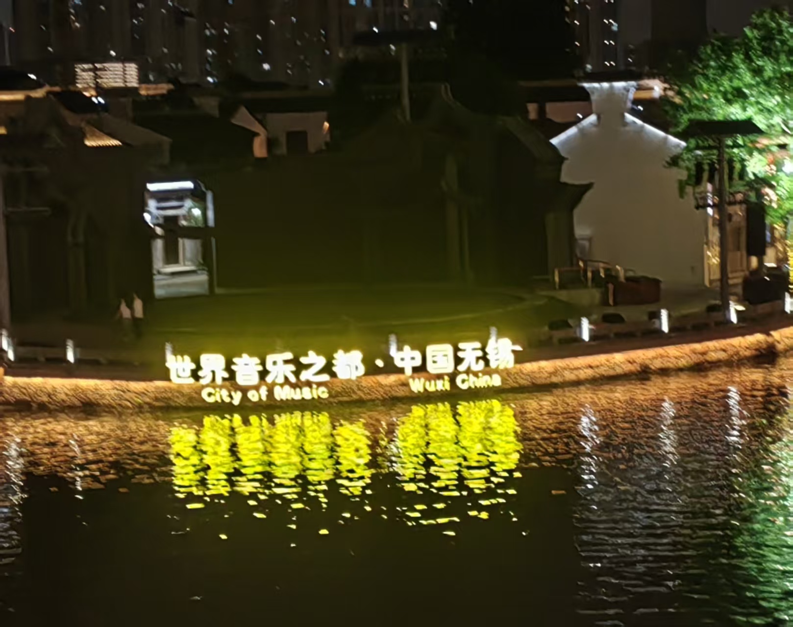 d9ea1a7af345d2d7d68ffbbd273ea3ef.jpg