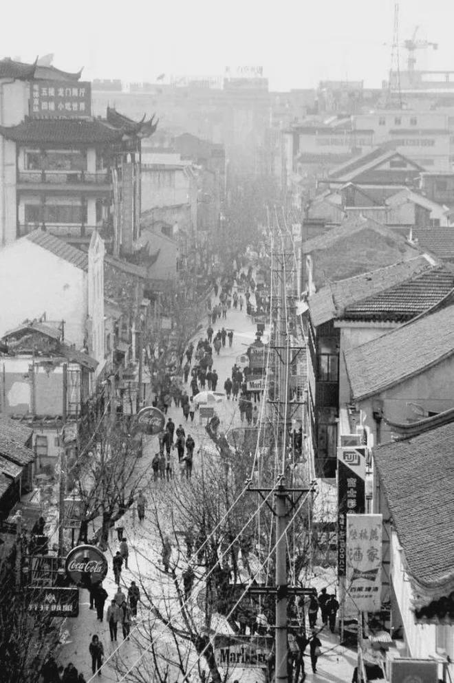 下载 (14).jpg