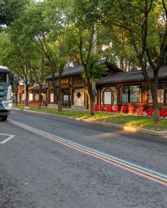 村口公路倩影