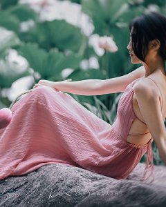 幻莲——照片反季拍，别墅靠大海，哈哈