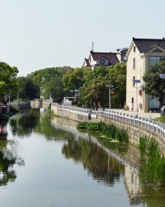 乡村河美如画
