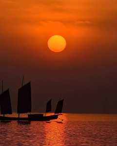 东太湖落日之渔舟唱晚