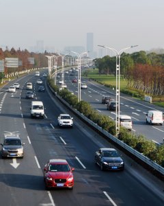 苏震桃公路秋色