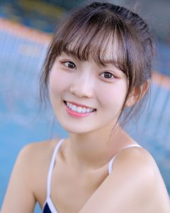 泳装美少女