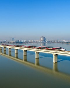 坐上高铁游水乡
