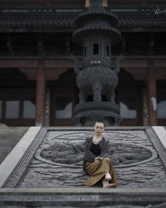 鹤往--苏州白鹤寺里的灵性女施主